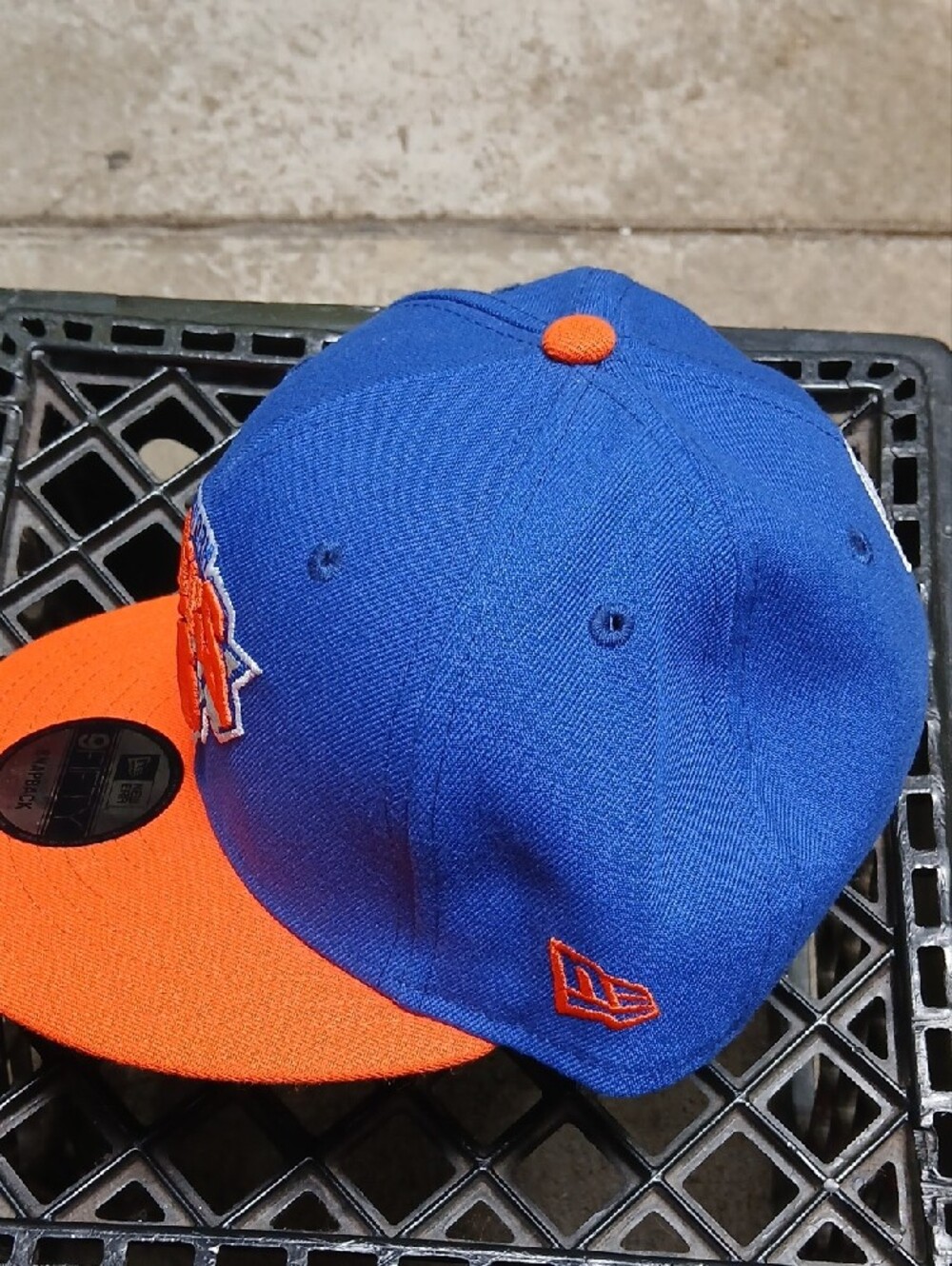 New Era Royal Blue & Orange Knicks Snapback Cap - Picture 2 of 7